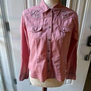 Pink Embroidered Western Shirt. Size: L petite.